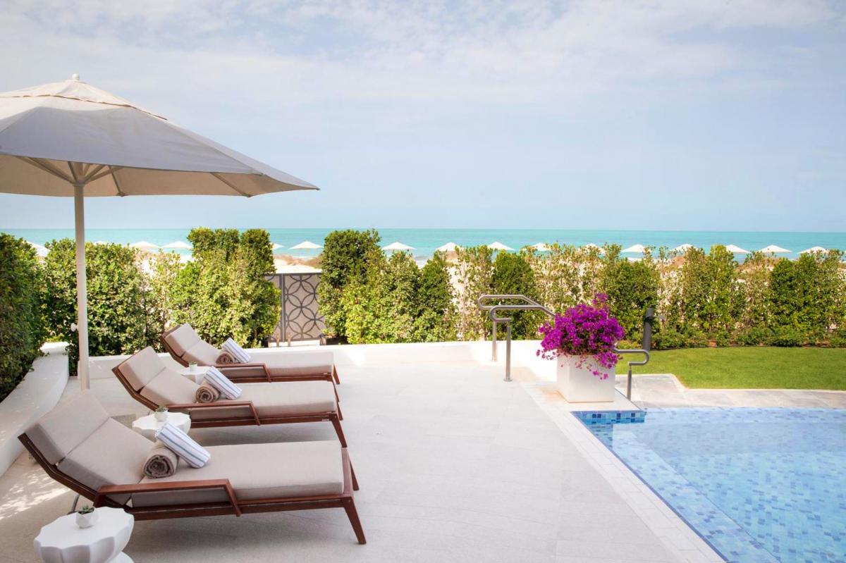 Hotel with private pool - Jumeirah Saadiyat Island Abu Dhabi