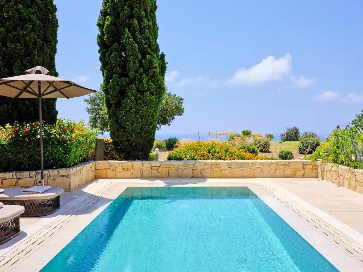 Hotel with private pool - Aphrodite Hills Hotel