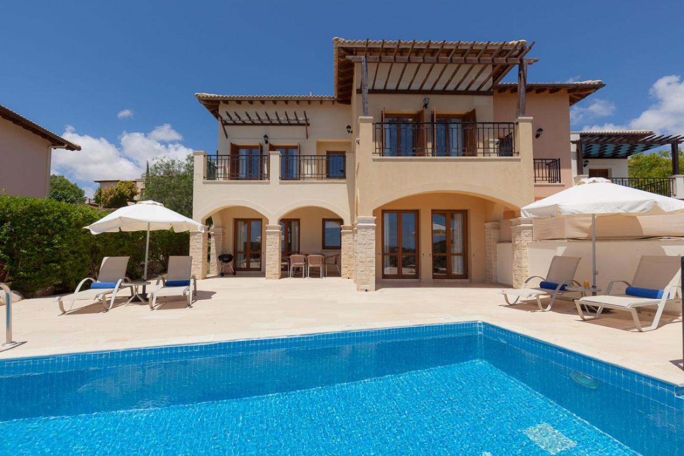 Hotel with private pool - Aphrodite Hills Rentals - Junior Villas