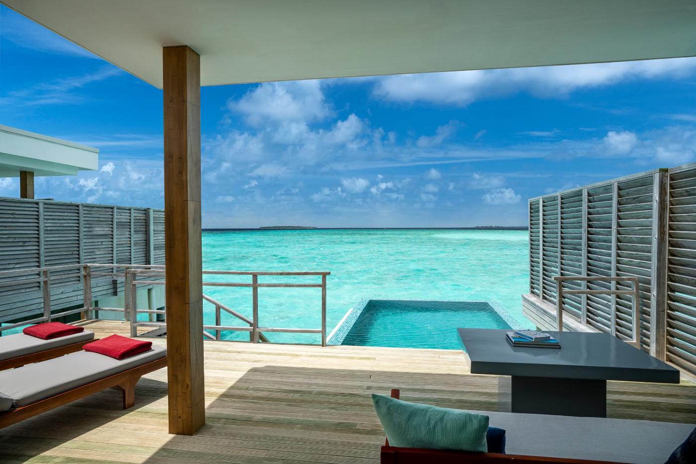 Hotel with private pool - Dhigali Maldives - A Premium All-Inclusive Resort