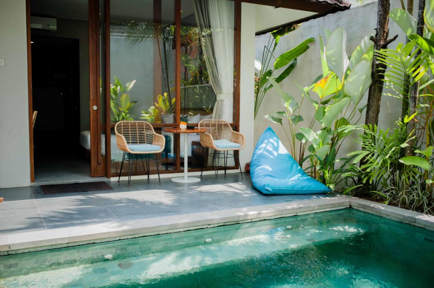 Hotel with private pool - Ecozy Dijiwa Canggu