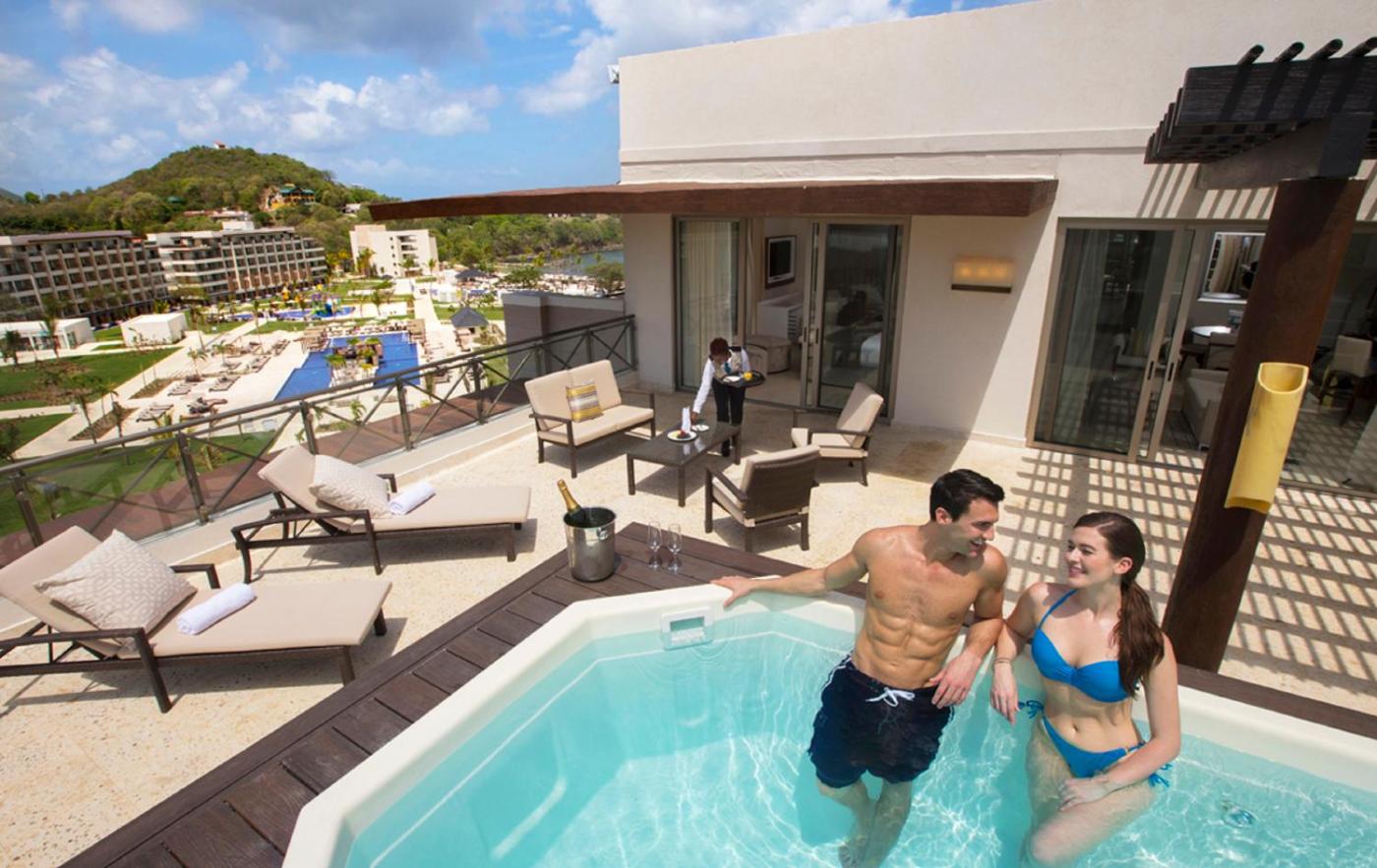 Hotel with private pool - Hideaway at Royalton Saint Lucia