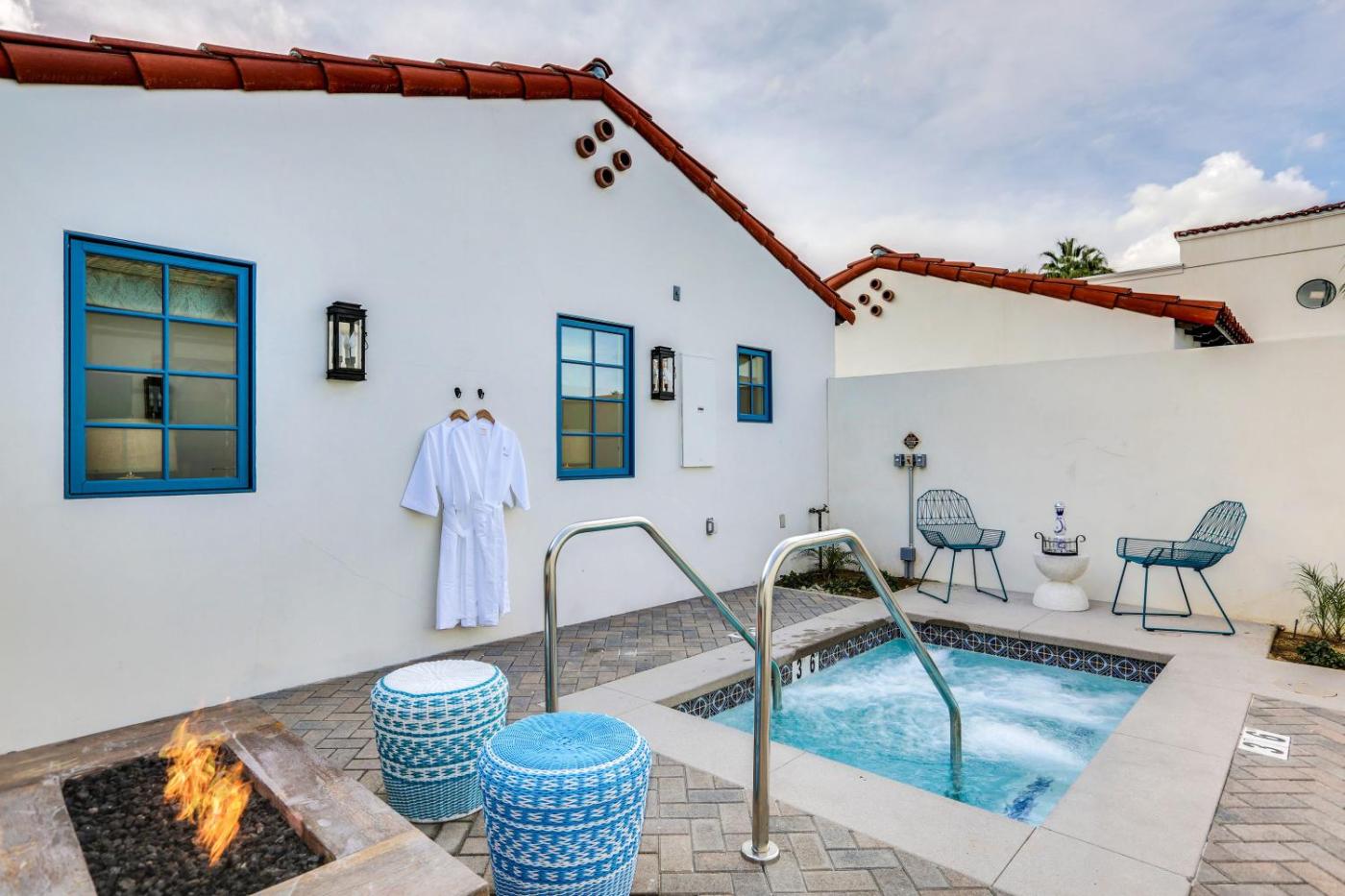 Hotel with private pool - La Serena Villas - Adults Only 21 & Up