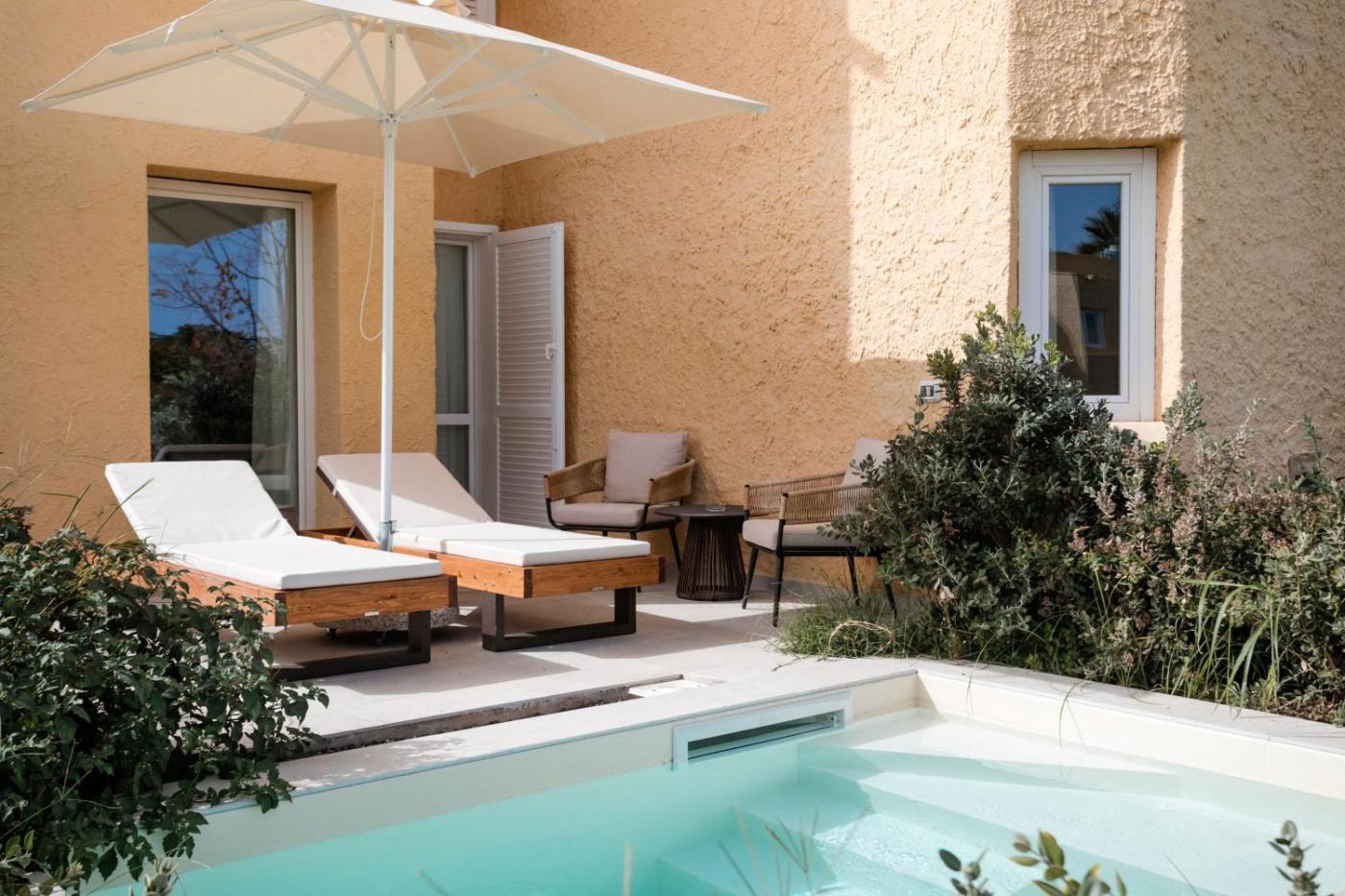 Hotel with private pool - Mangia's Brucoli, Sicily, Autograph Collection