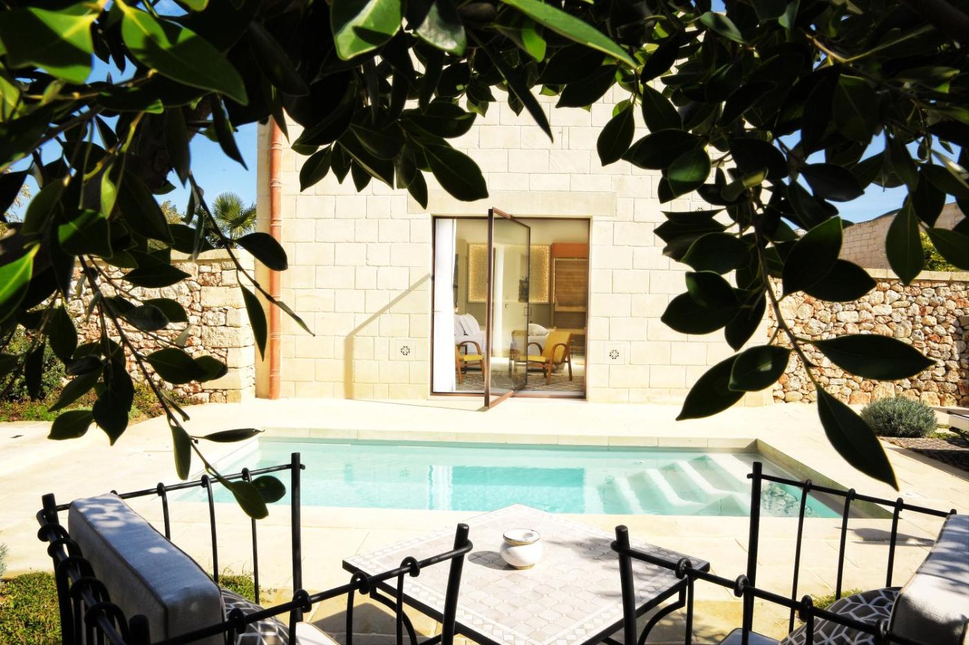 Hotel with private pool - Masseria Corte degli Aromi