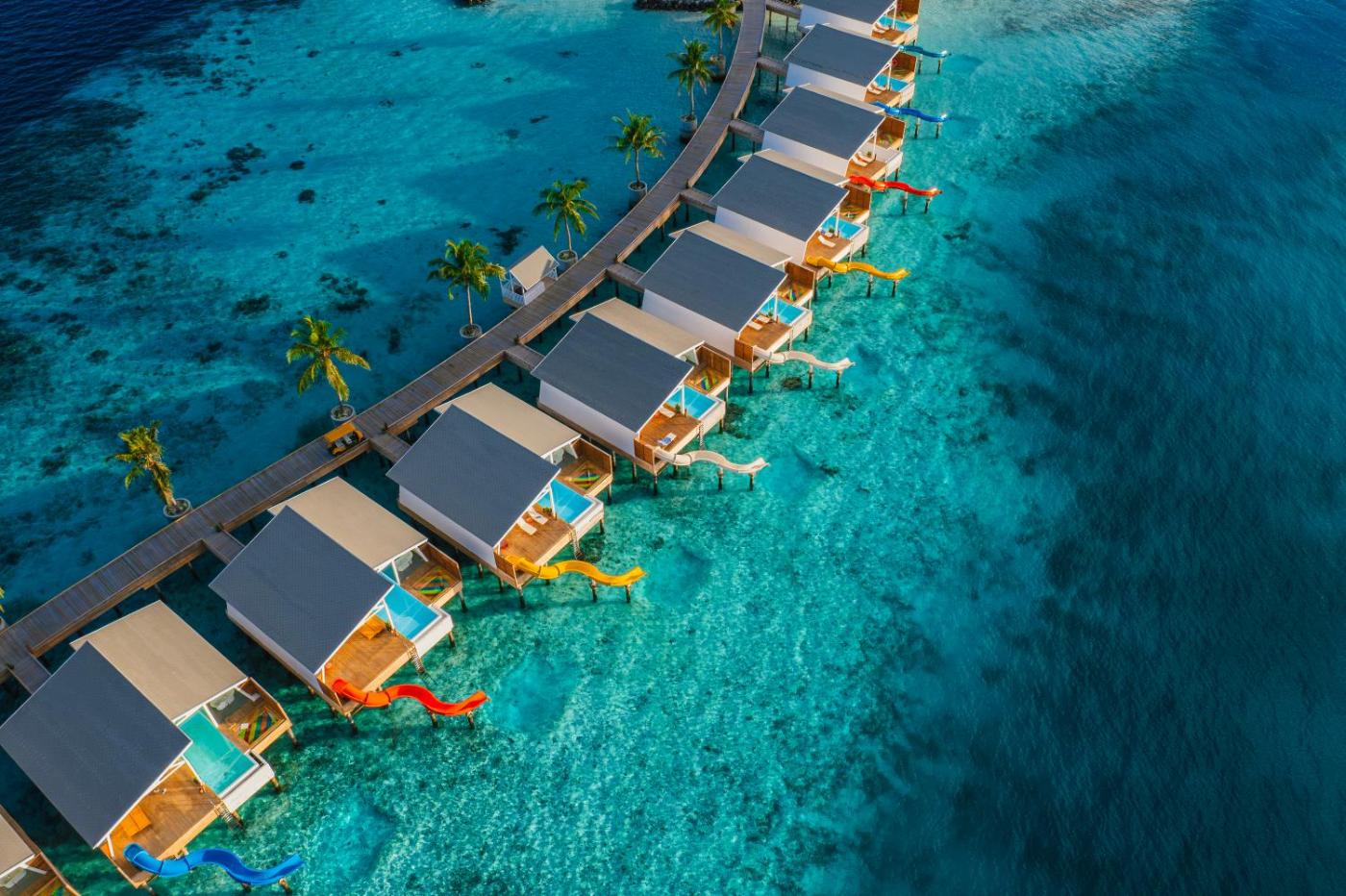 Hotel with private pool - Oaga Art Resort Maldives - Greatest All Inclusive