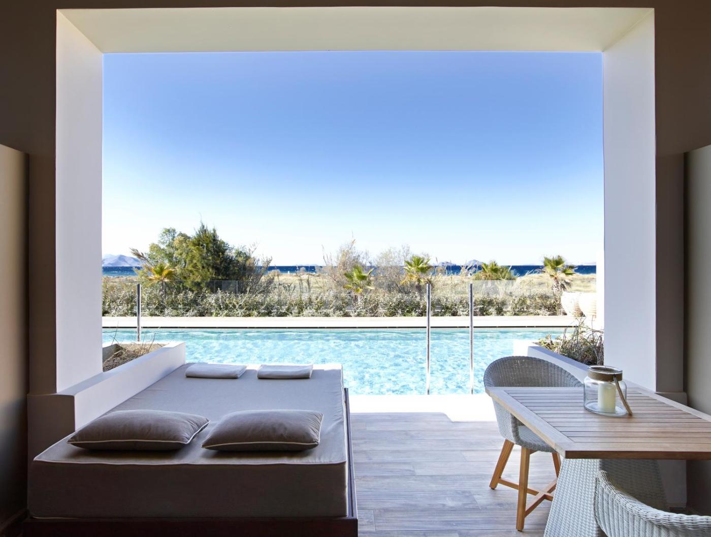 Hotel with private pool - Pelagos Suites Hotel & Spa