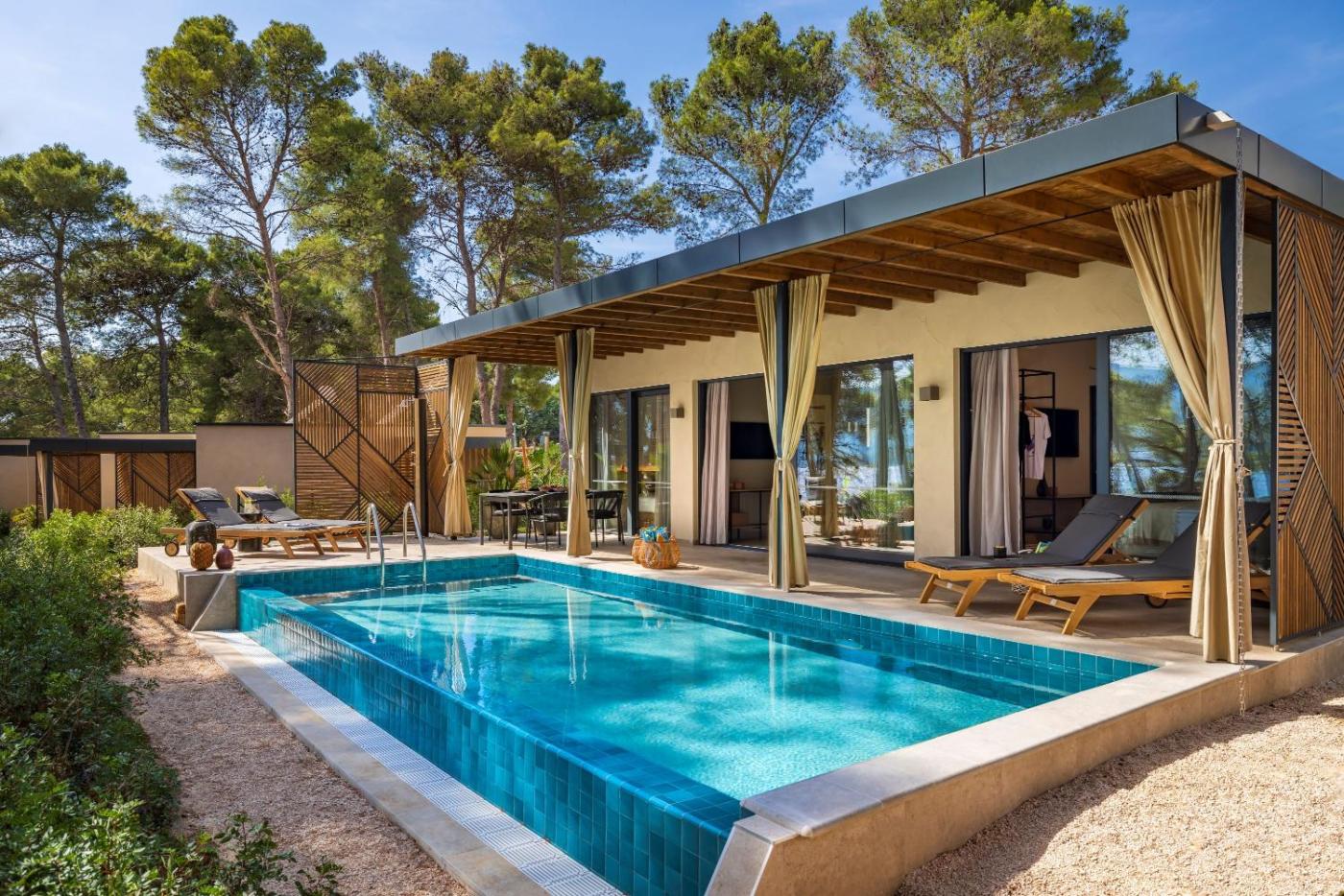 Hotel with private pool - PLACES Hvar Villas by Valamar